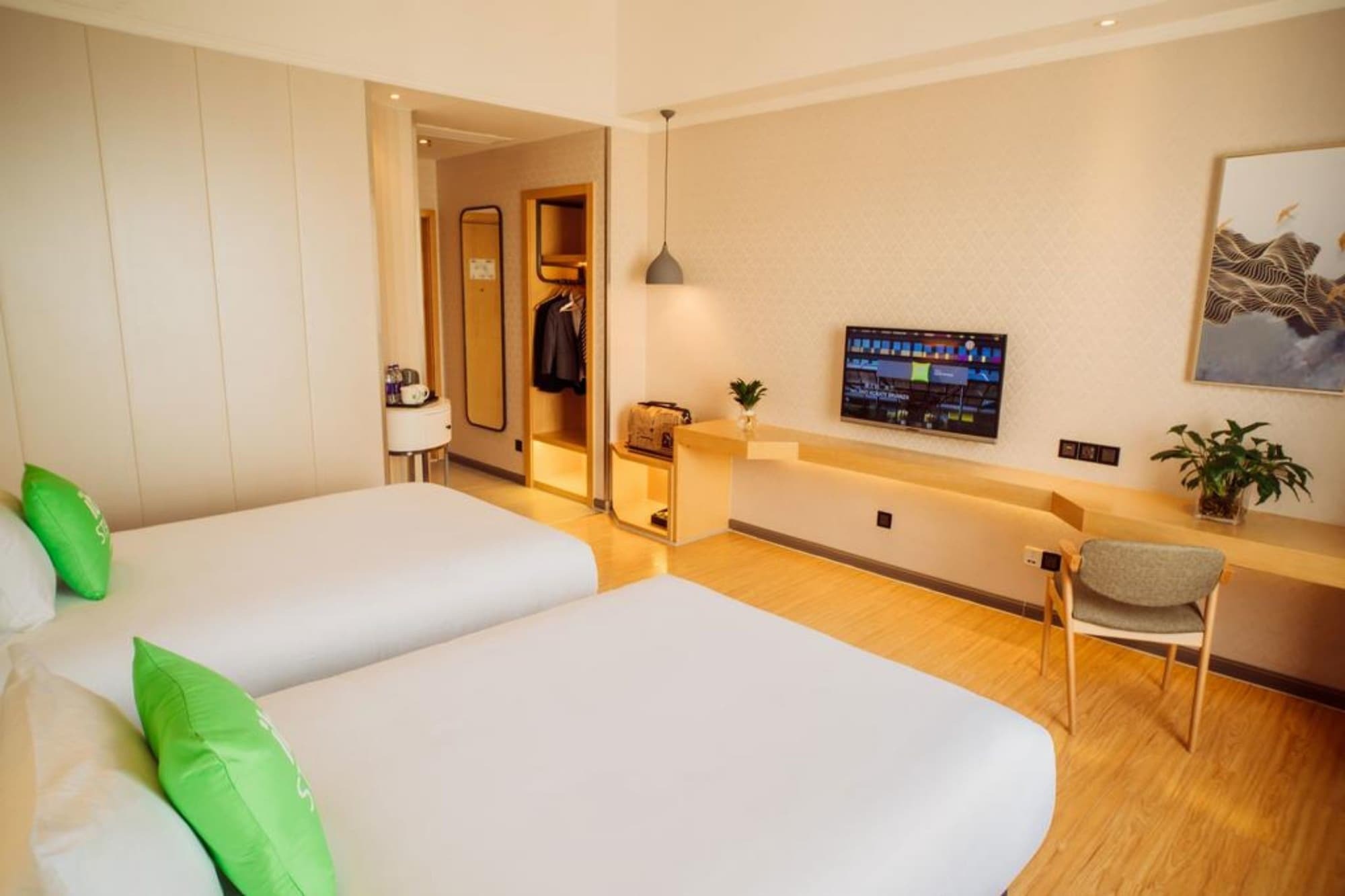 Ibis Styles Guangzhou Panyu Shiqiao Hotel Exterior photo